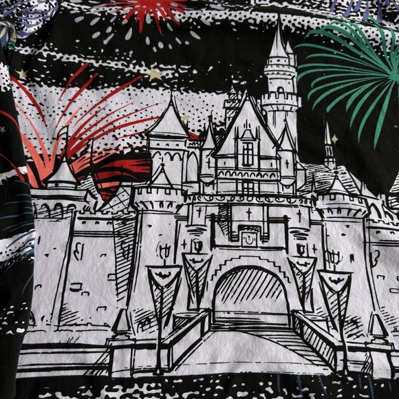 Disney Shirt Mens Medium Black Disneyland Resort Castle Fireworks Disney100 Tee - Picture 4 of 11